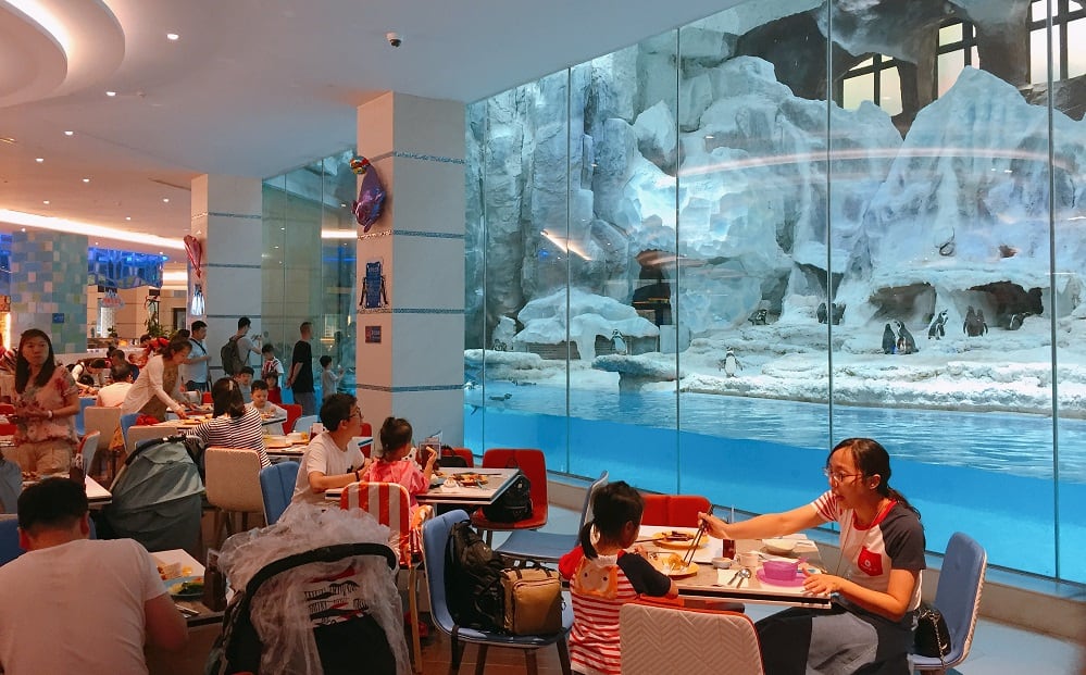 企鵝酒店自助餐