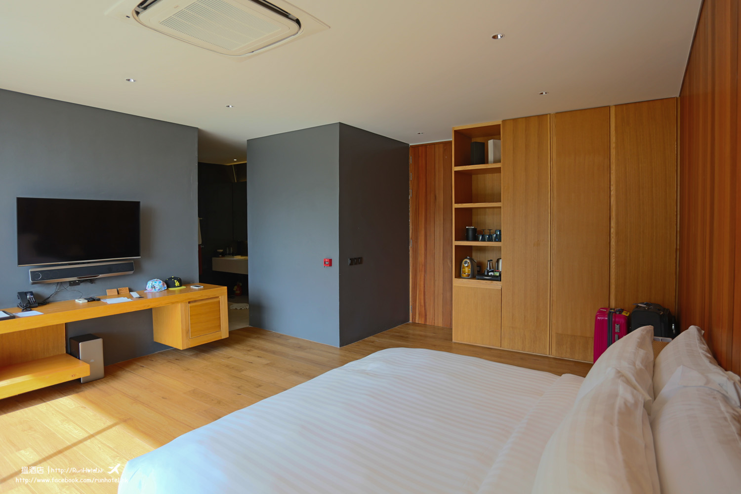 the naka phuket villa (9)