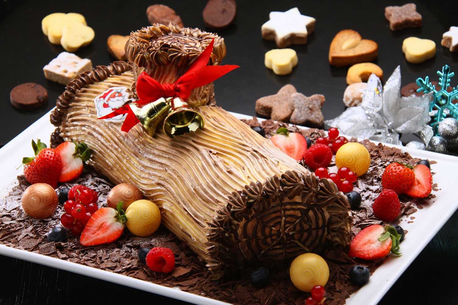 christmas-yule-log-cake-cookies