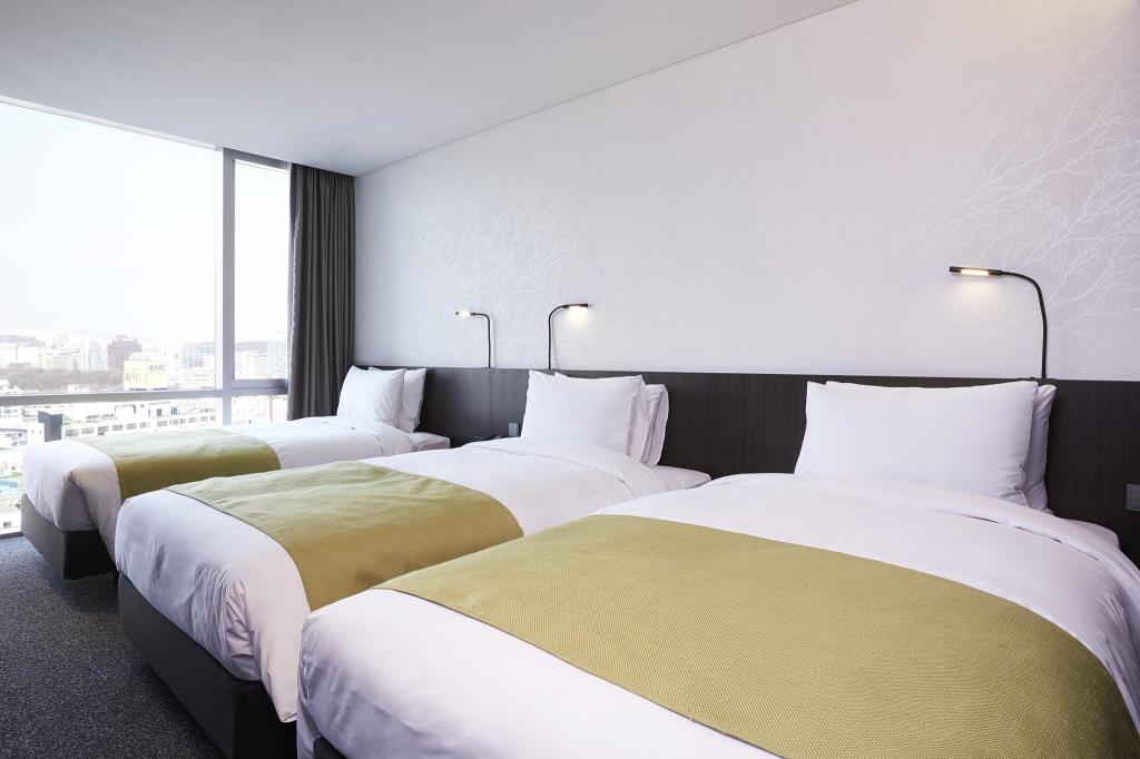 Nine Tree Premier Hotel Myeong dong 2 (1)