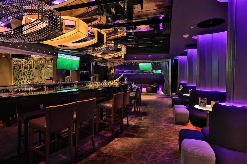 TMHK_Room-One-Sports-Bar_04_web