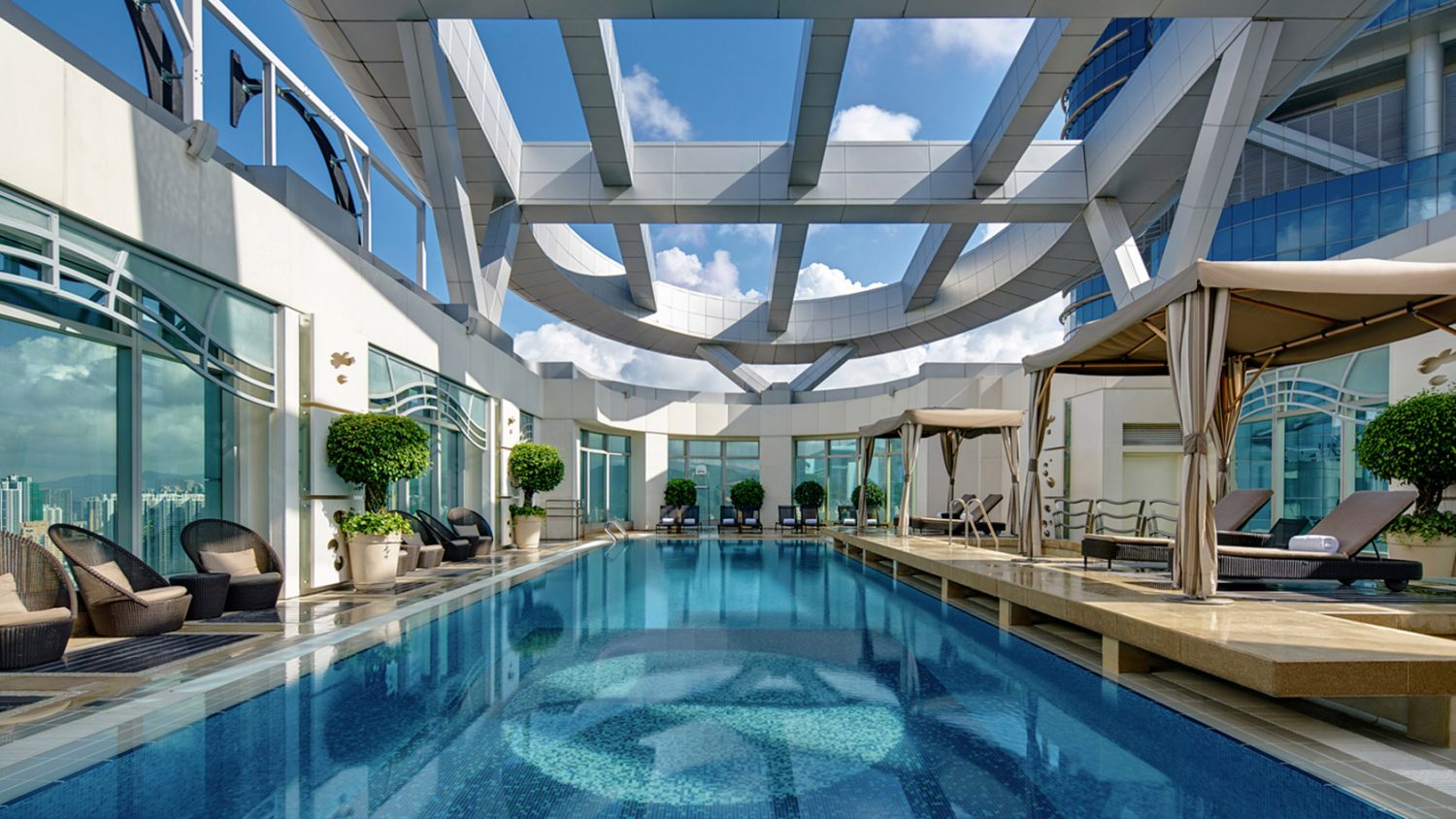 cordis-hong-kong-swimming-pool_1680x945