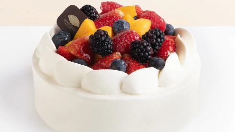 Seasonal Fruit Cream Cake