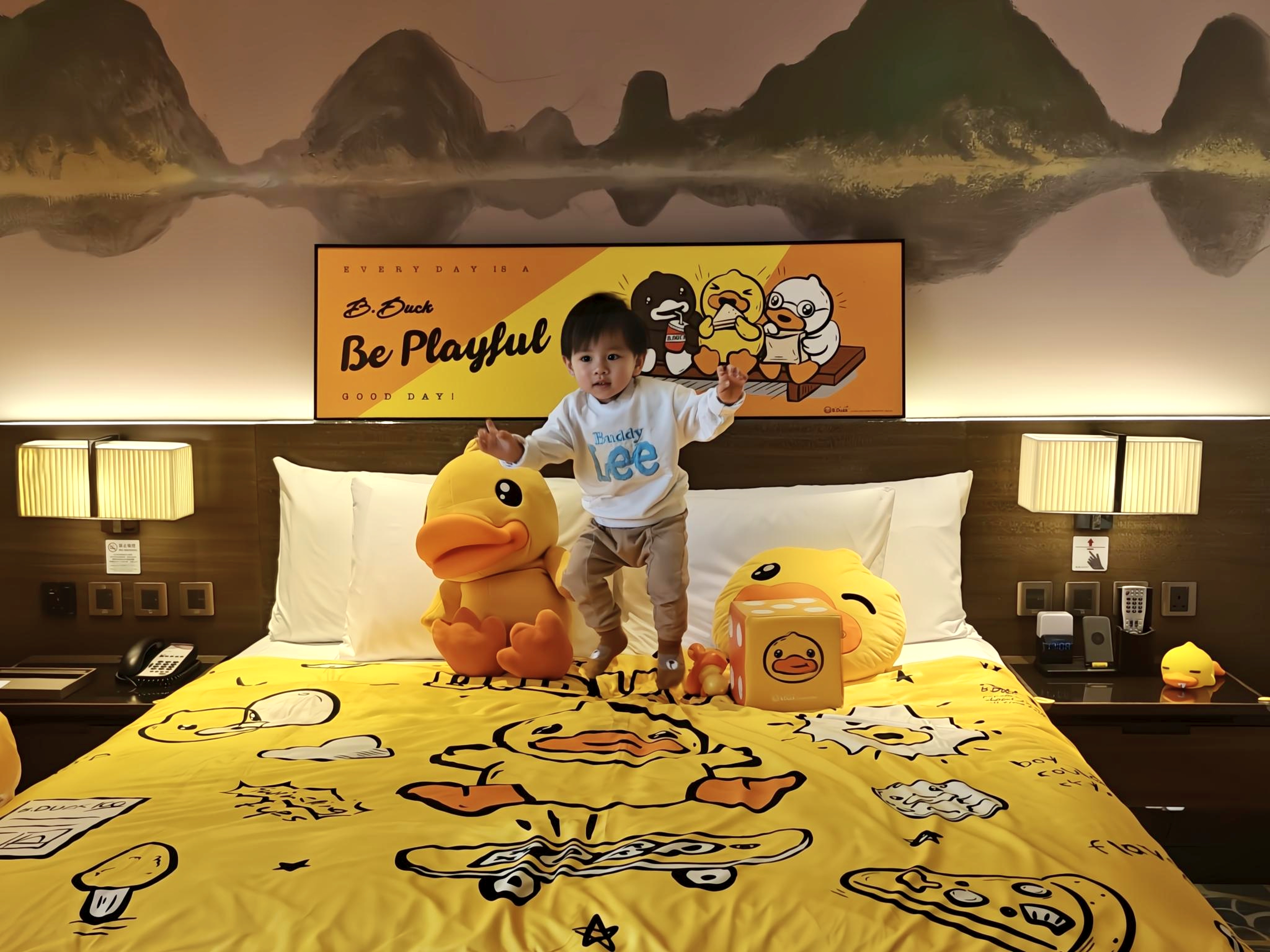 B.Duck主題床舖.jpg