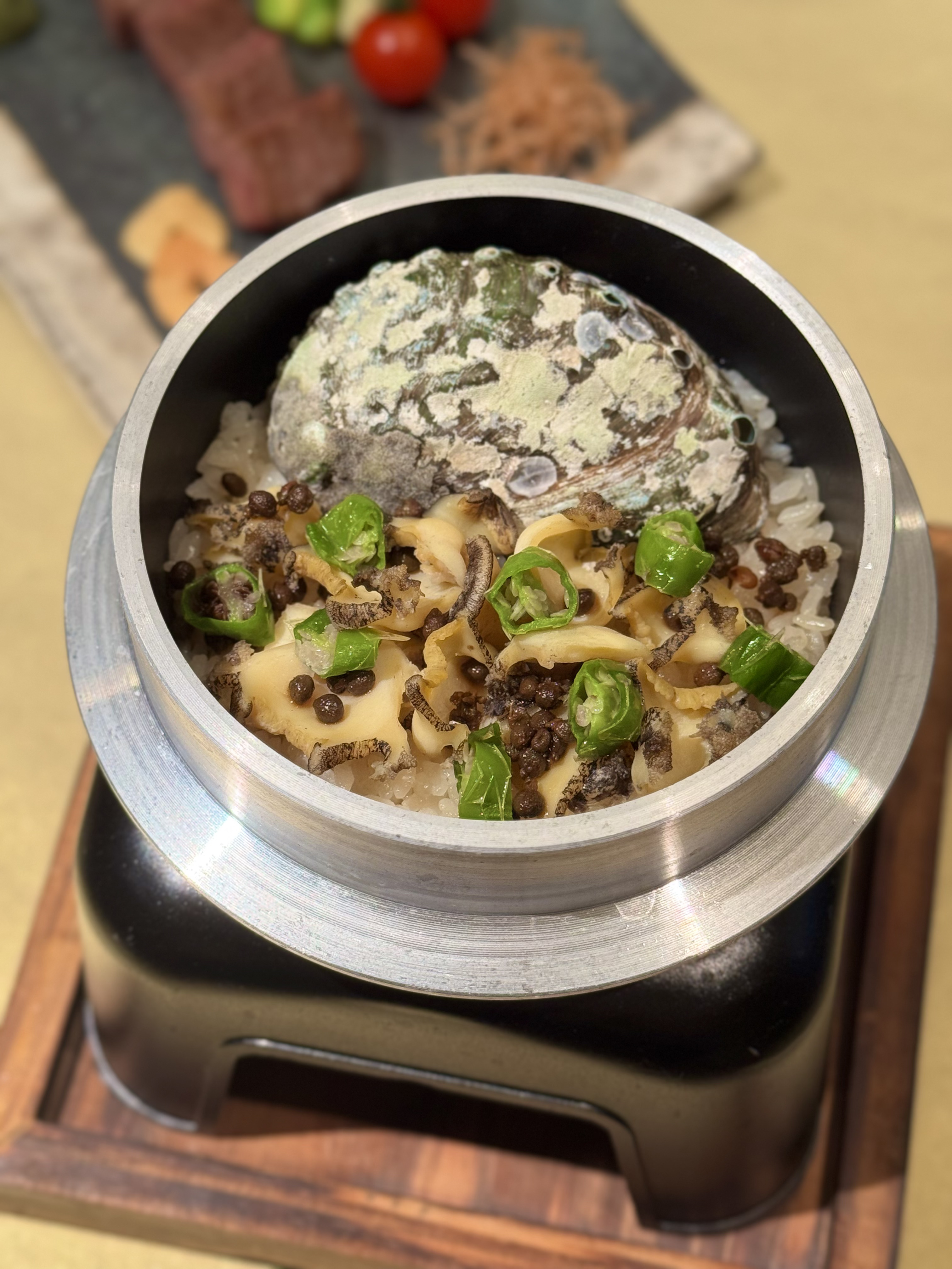 Hokkaido Ezo Abalone Kamameshi 北海道蝦夷鮑魚釜飯.jpg