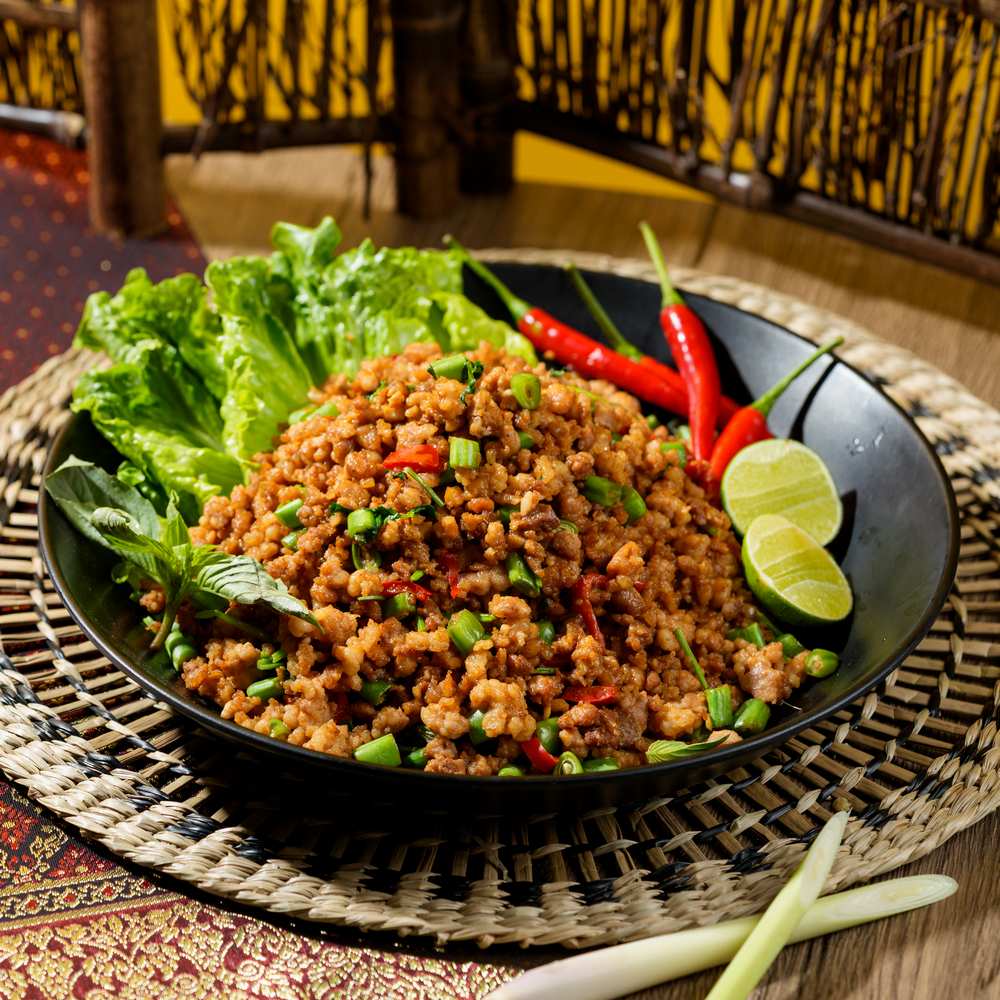 泰式生菜包 Thai Minced Pork with Lettuce Wrap.jpg