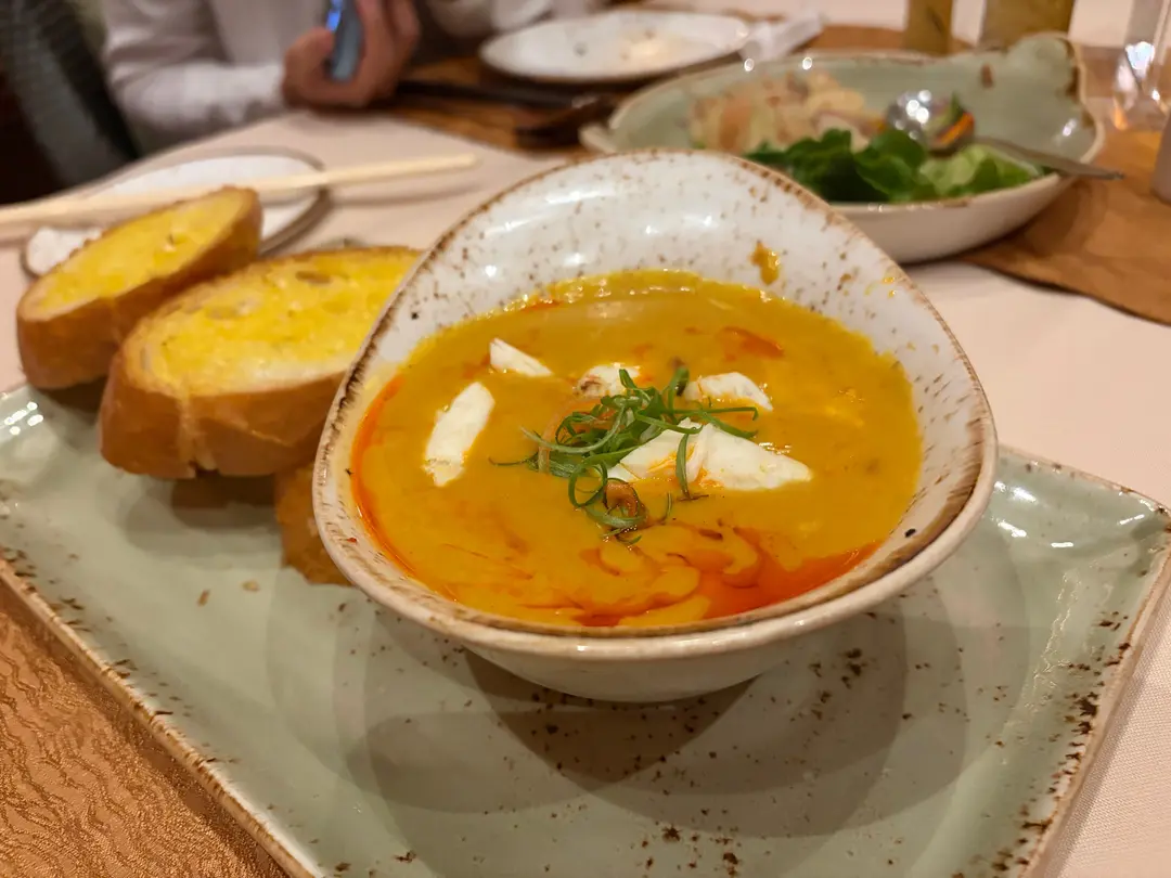 越式手拆蟹肉咖喱蒜蓉包